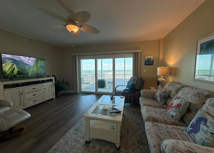 Beachfront Condo, Ocean Views, Near Patrick Sfb