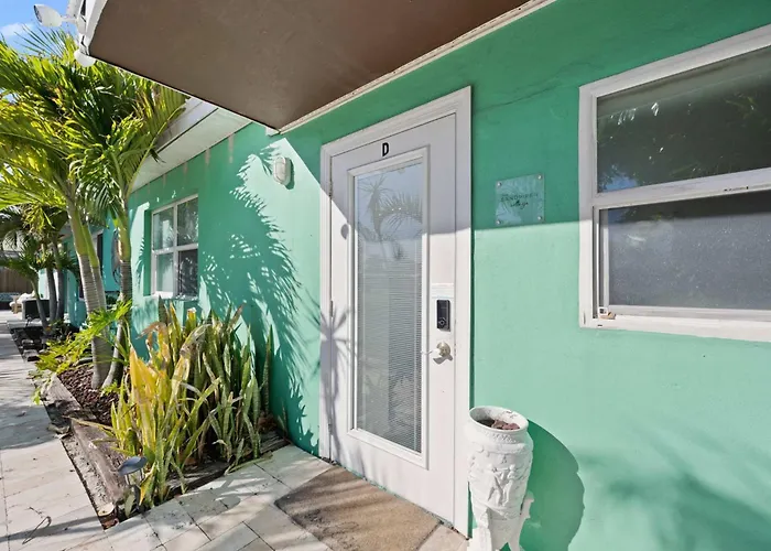 Sandpiper 1Br 1Ba Across From Beach